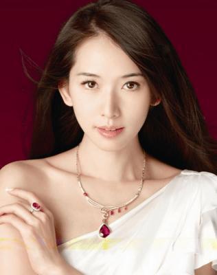 林志玲婚纱照曝光 林志玲拍婚纱照