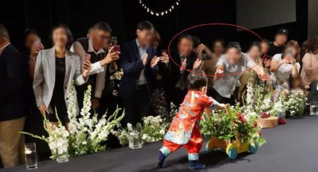 秋瓷炫跪地求婚 于晓光秋瓷炫婚纱照