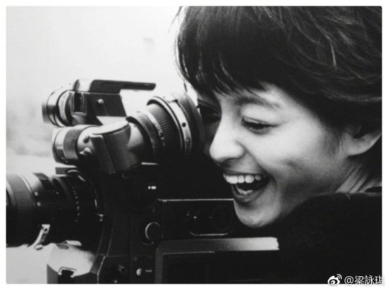 梁咏琪晒1997年旧照 酒窝甜出水!梁咏琪晒资料