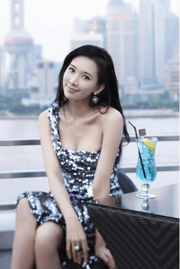 林志玲婚纱照曝光 林志玲拍婚纱照