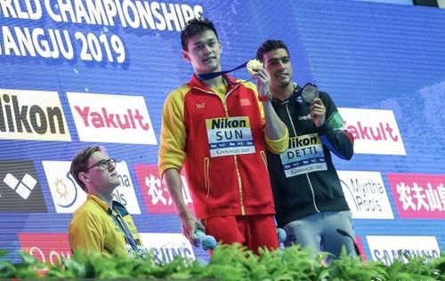 霍顿回应队友涉药 霍顿队友药检呈阳