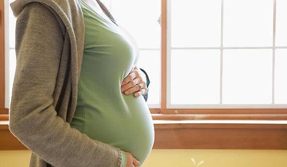 43岁女子不知自己怀孕 突然生二胎！