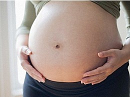 43岁女子不知自己怀孕 突然生二胎！